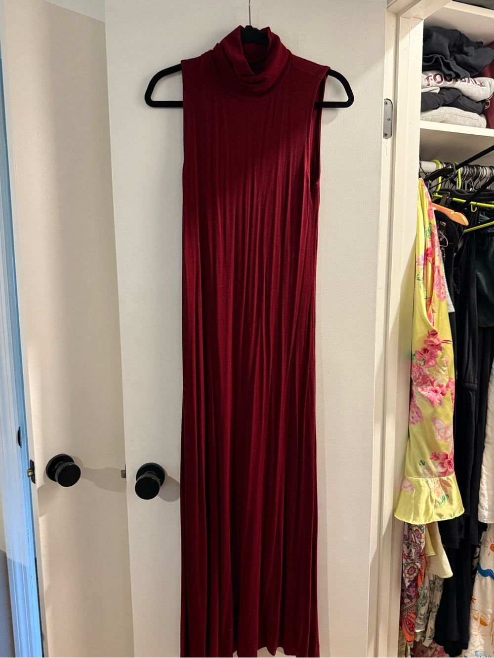 a new day Sleeveless Turtleneck Maxi Dress in Burgundy